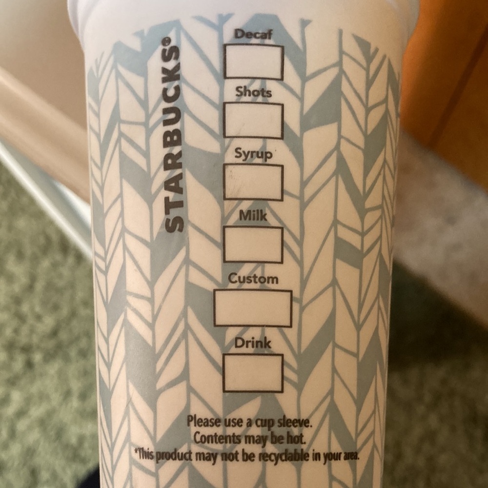 Starbucks Set of Four Reusable To-Go Cups - Picture 5 of 6